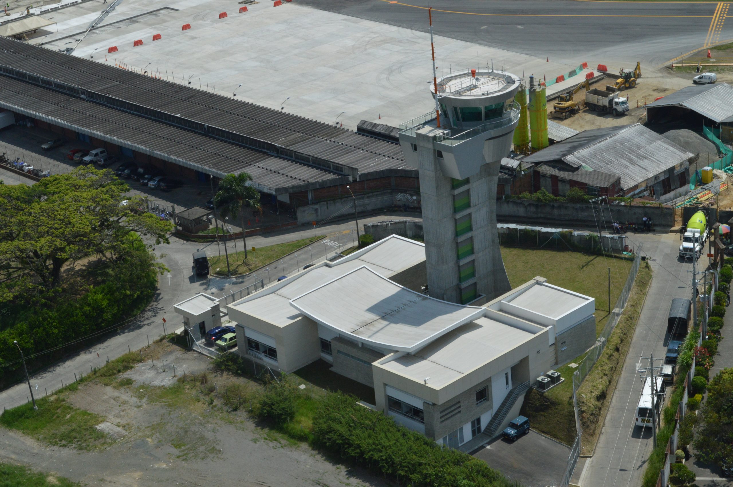 Cliente:  Municipio de Pereira (Torre de control Aeropuerto Matecaña - Pereira)